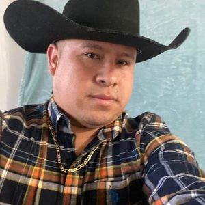 Meet your Posher, Gregorio